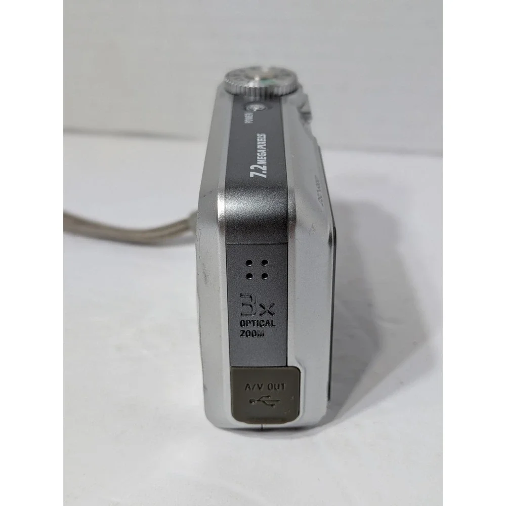 Sony Cyber-shot DSC-S650 7.2MP Digital Camera Silver 3x Optical Zoom Y2K Retro